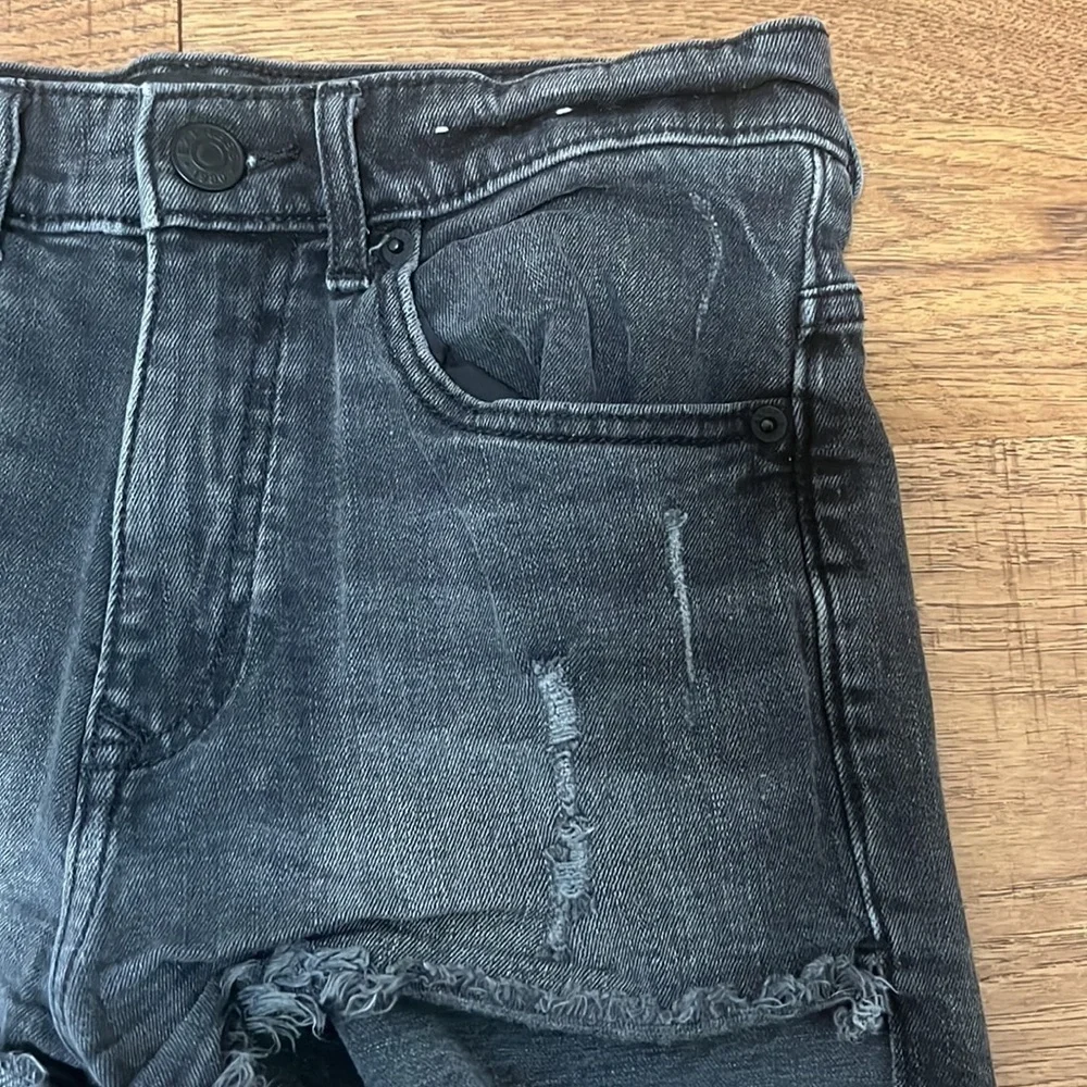 Express Women’s Black Denim Shortie High Rise Shorts Size 0 - Picture 7 of 9